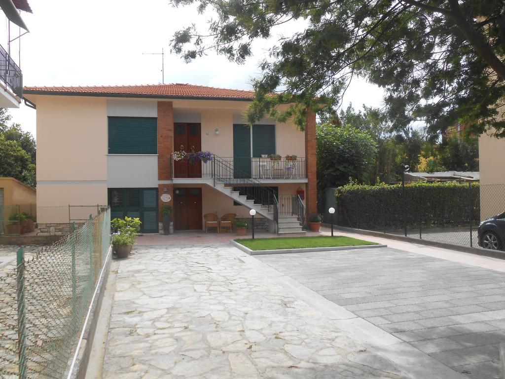 Gino'S House Hotel Pisa Exterior foto